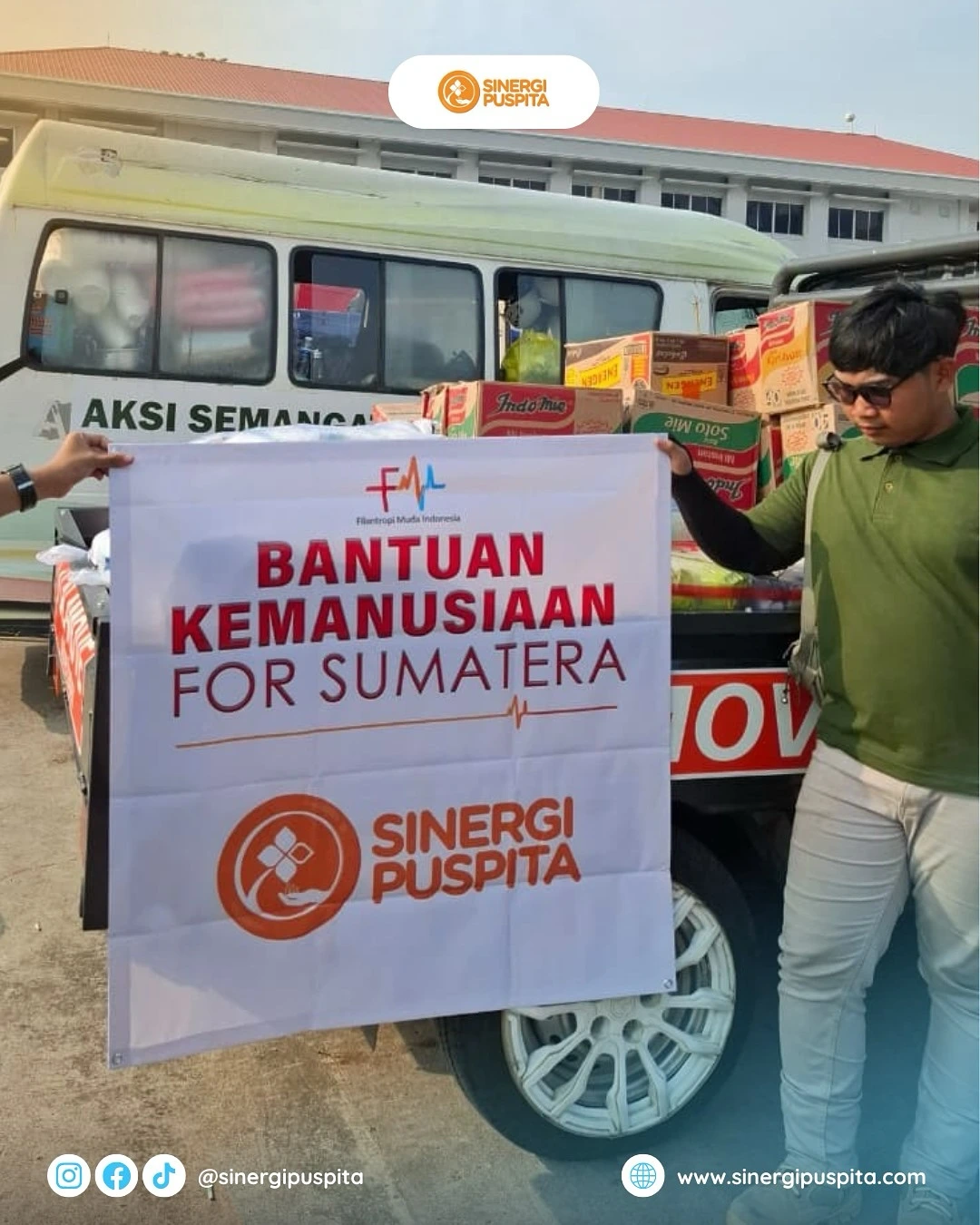 Bantuan logistik Sinergi Puspita untuk korban bencana banjir di wilayah terdampak.